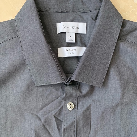 Calvin Klein Slim Fit - Picture 2 of 4